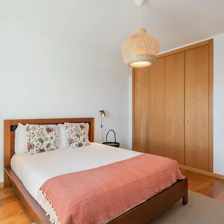 Santa Luzia Ii By An Island * Funchal (Madeira)