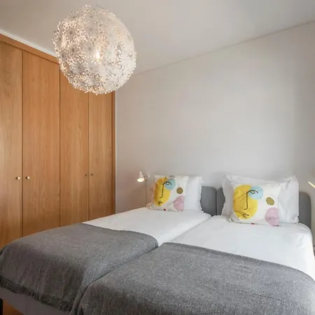 Santa Luzia Ii By An Island *